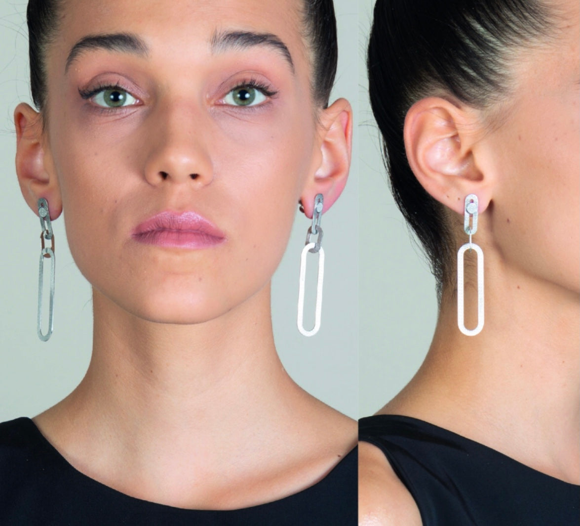 EMBRACE EARRINGS | PNG68 Designed by Franco Pianegonda | Luby 