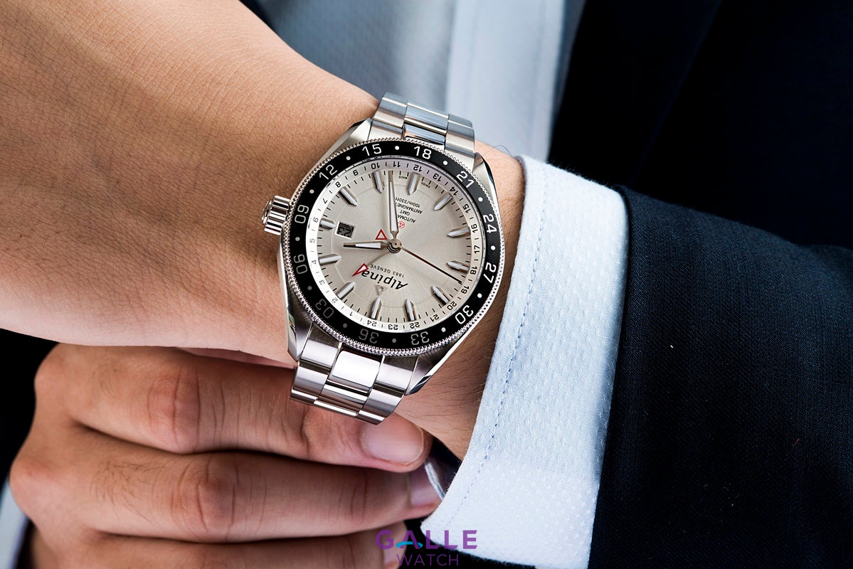 Alpiner 4 Automatic GMT (Silver) | Alpina | Luby 