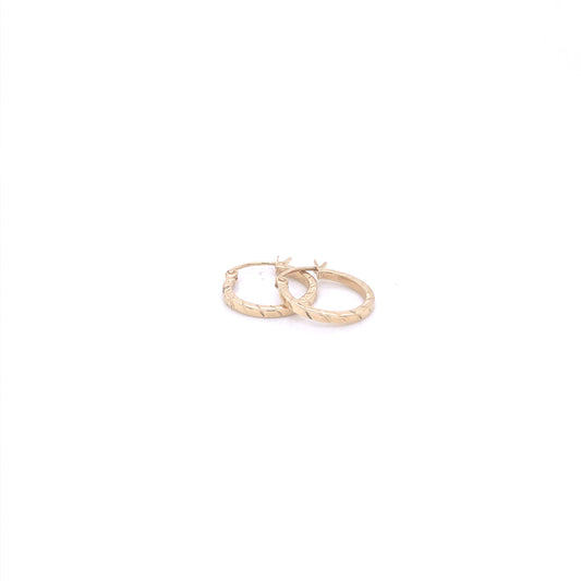 Small Diamond Cut 14k Gold Hoops | Luby Gold Collection | Luby 