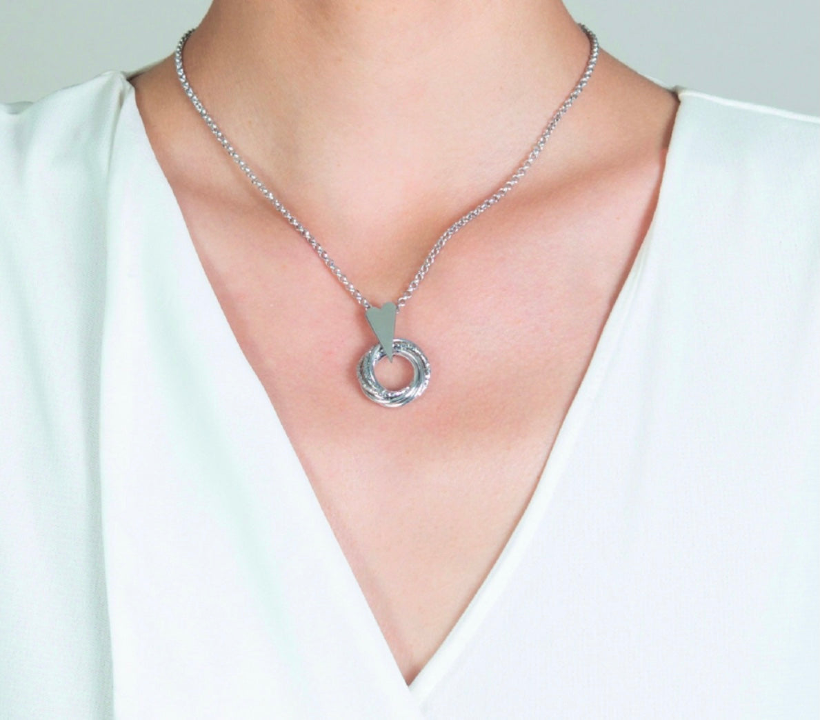 BRIGHT MINDS NECKLACE | PNG68 Designed by Franco Pianegonda | Luby 