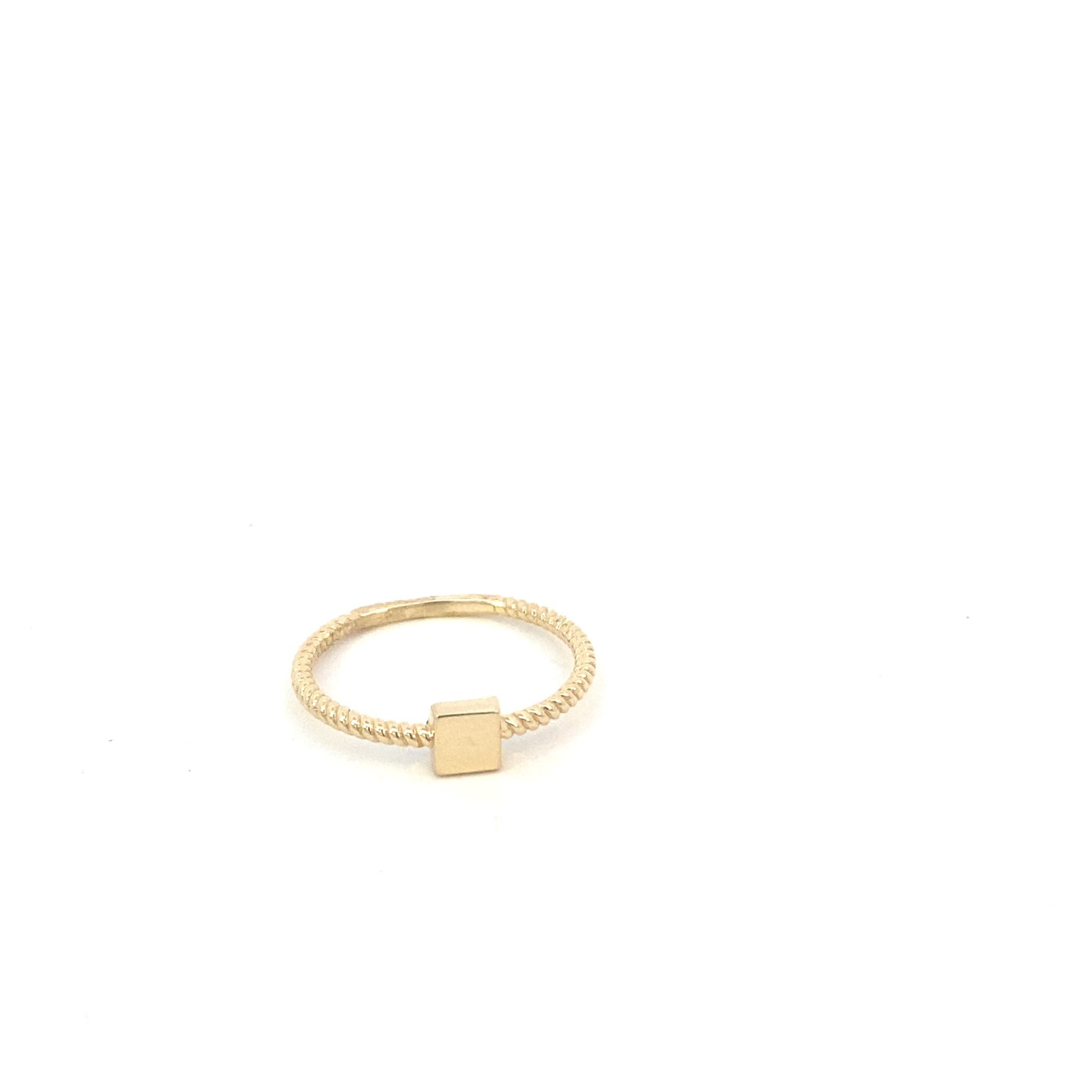 14K Gold Twist Ring with Square Shape | Luby Gold Collection | Luby 