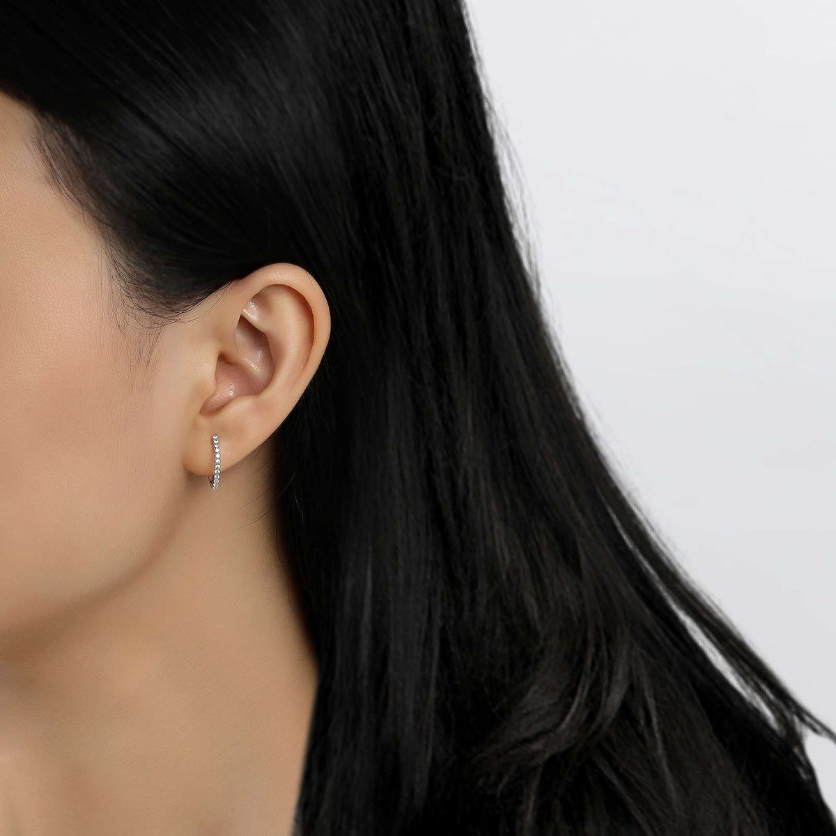 Dainty Oval Huggie Hoop Earrings | LAFONN | Luby 