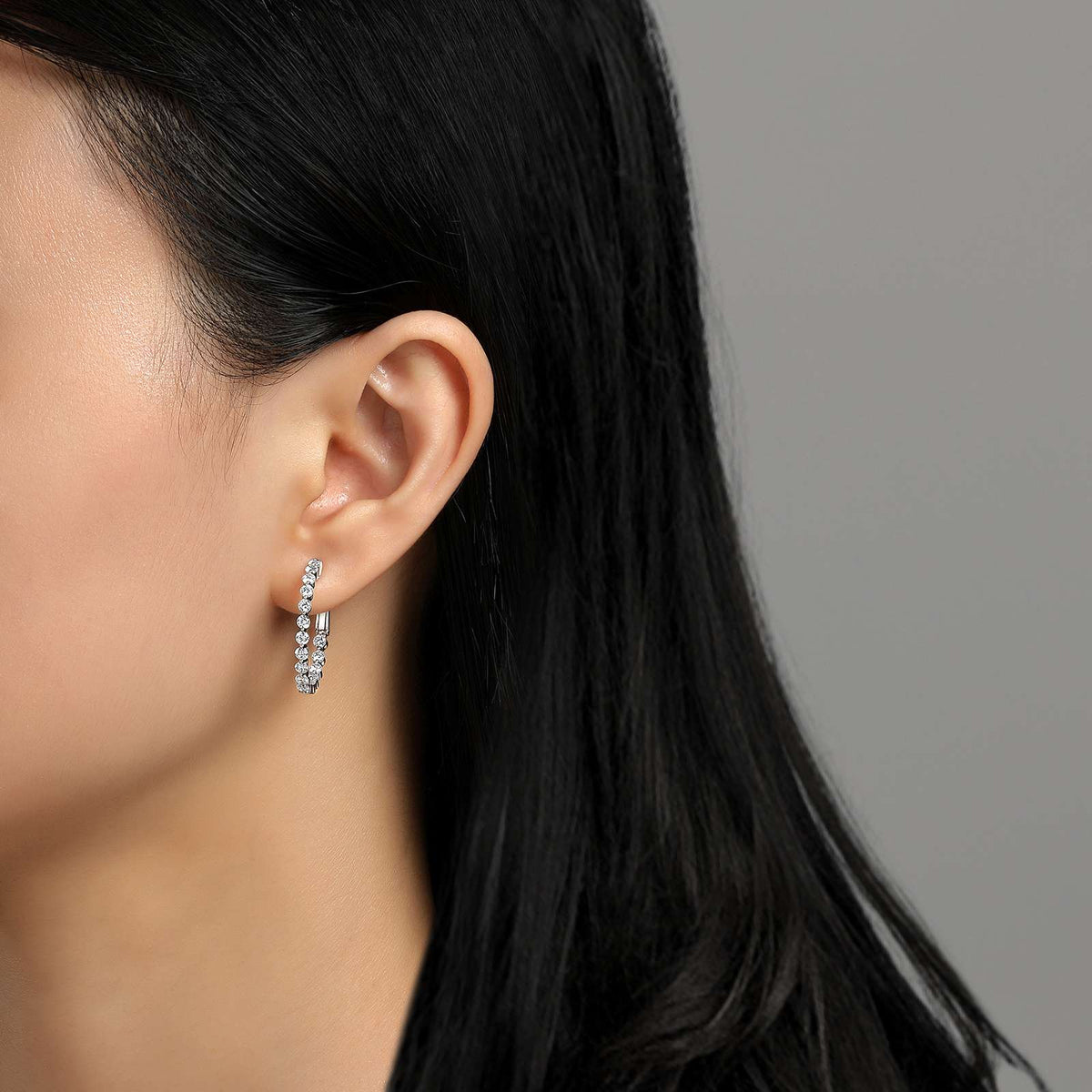 1.7 ct tw Hoop Earrings | Lafonn | Luby 
