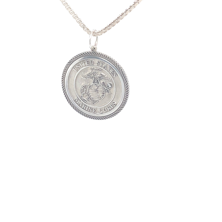 Colgante personalizado del Cuerpo de Marines de EE. UU. en plata de ley