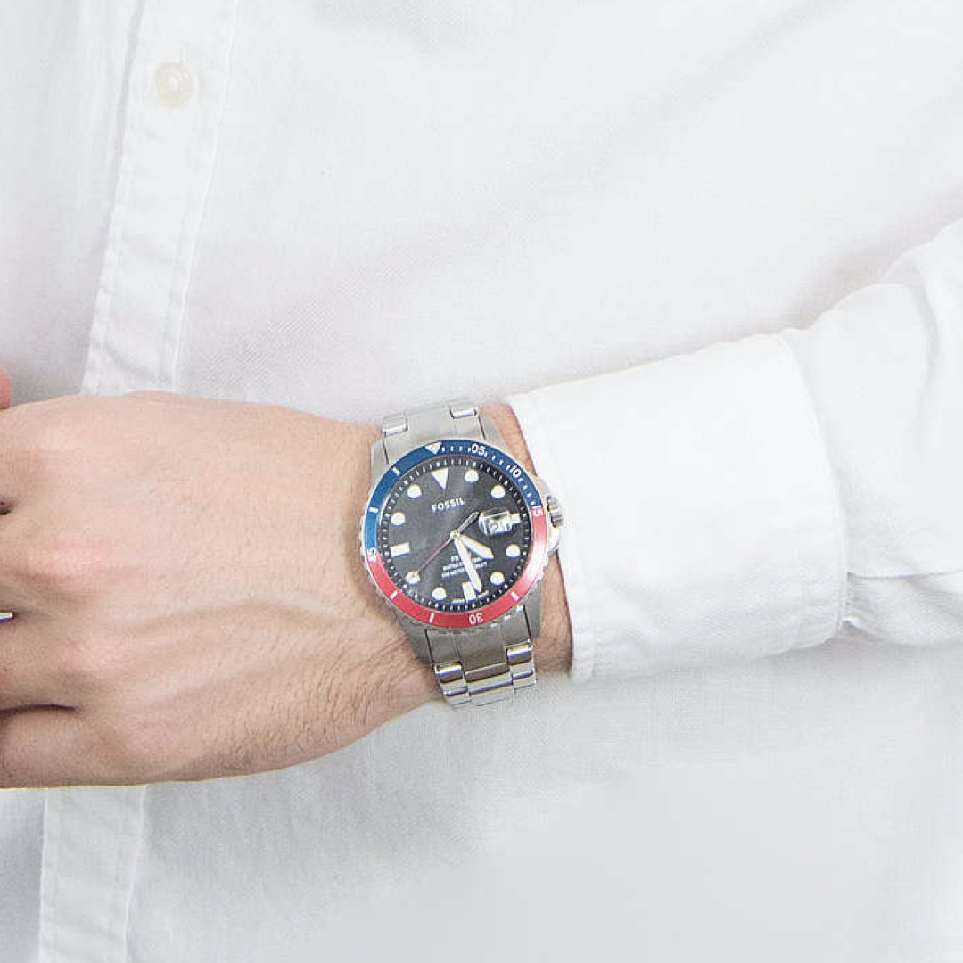 FB-01 Watch (Silver/Red/Blue) | Fossil | Luby 
