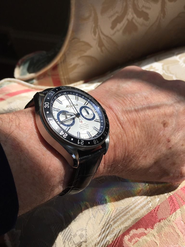 Alpiner 4 Chronograph (Black) | Alpina | Luby 