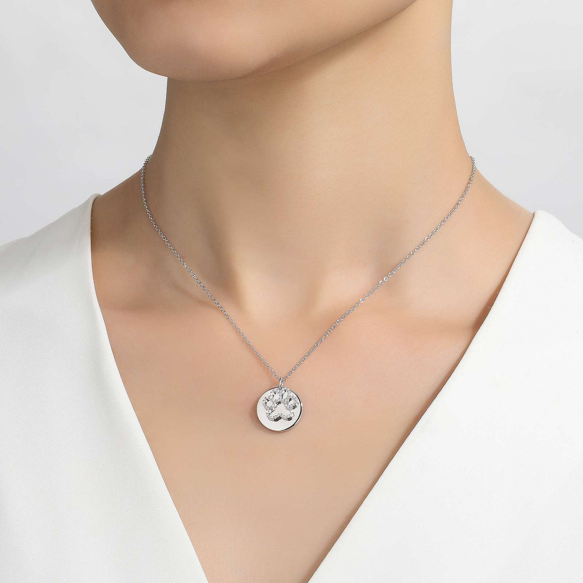 Paw Print Disc Necklace | Lafonn | Luby 
