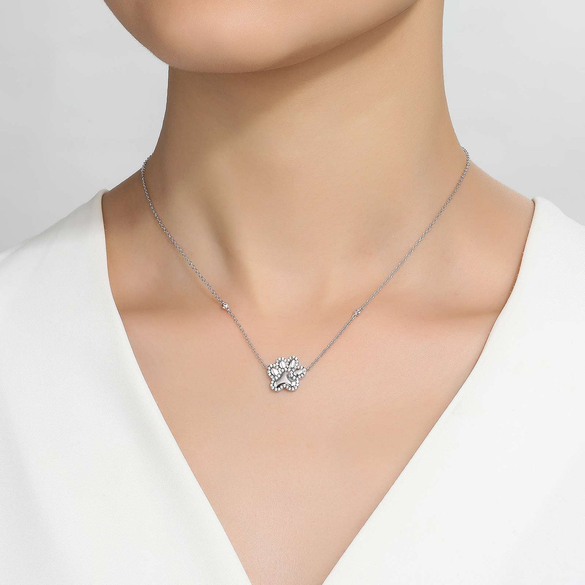 Puffy Paw Print Necklace | Lafonn | Luby 