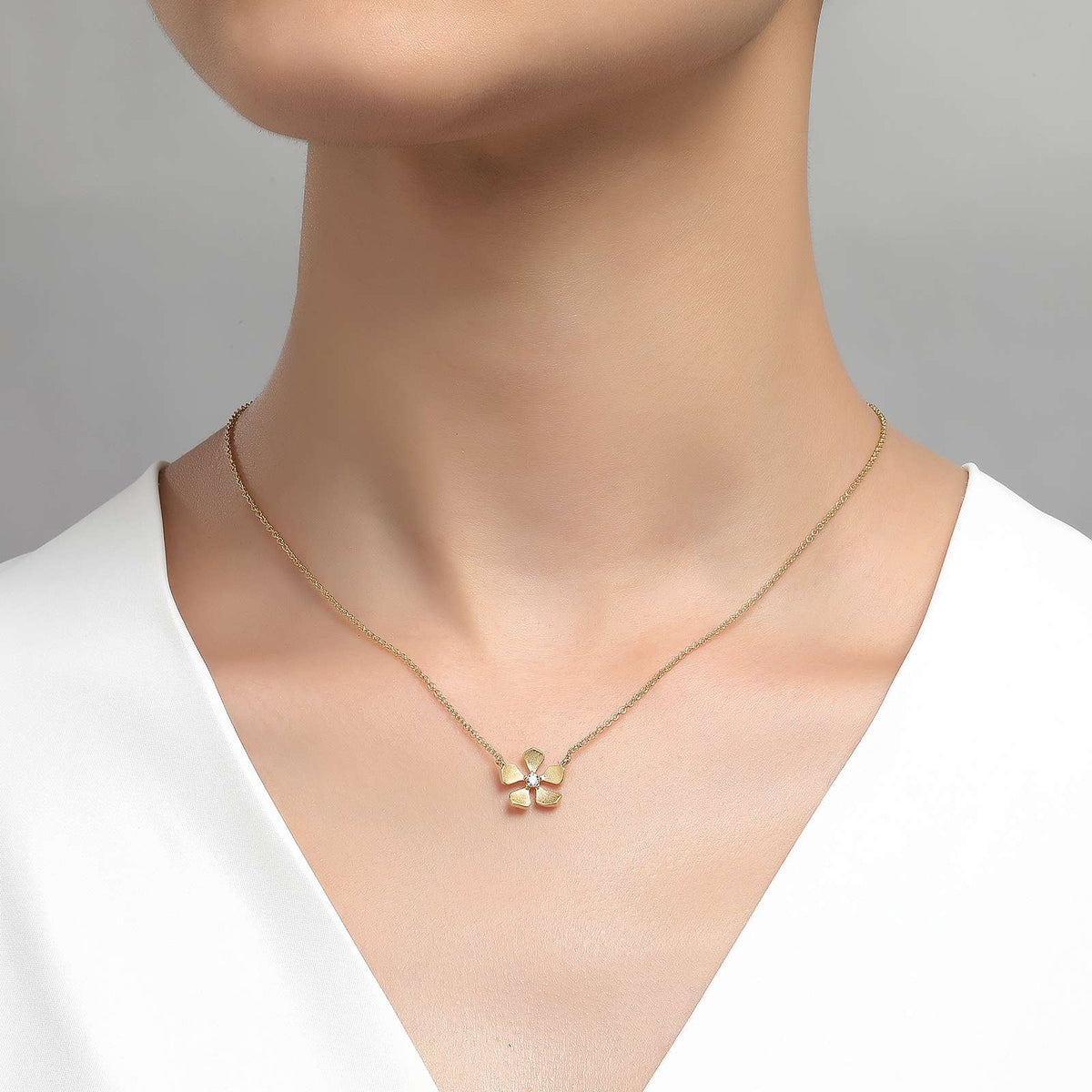 Delicate Flower Necklace (Gold) | Lafonn | Luby 