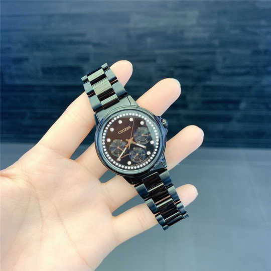 Chandler (Full Black) | Citizen | Luby 