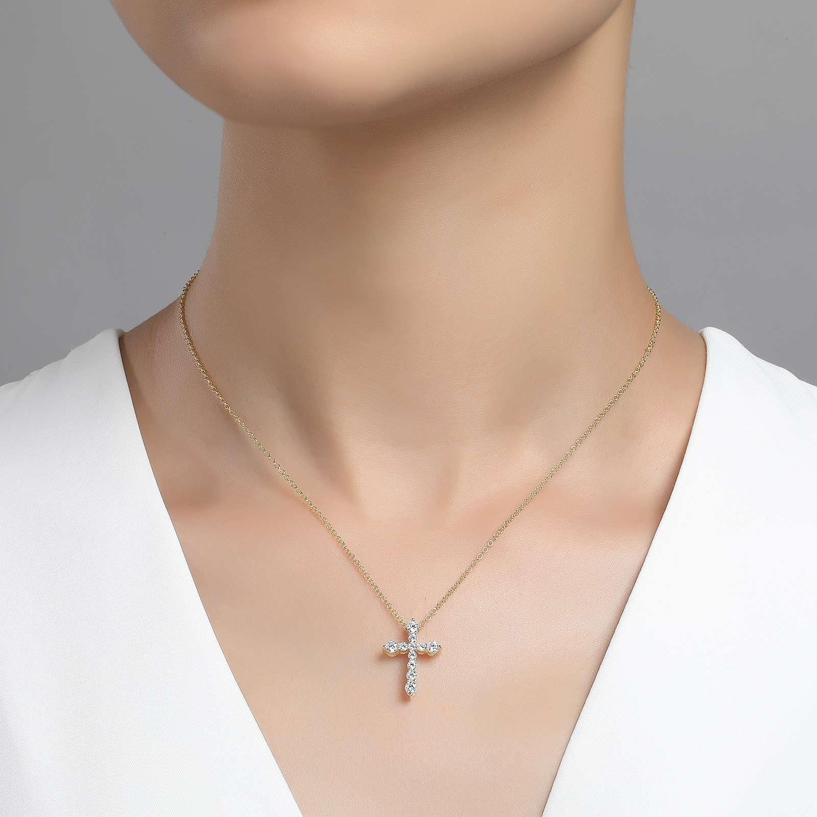 Cross Pendant Necklace | Lafonn | Luby 