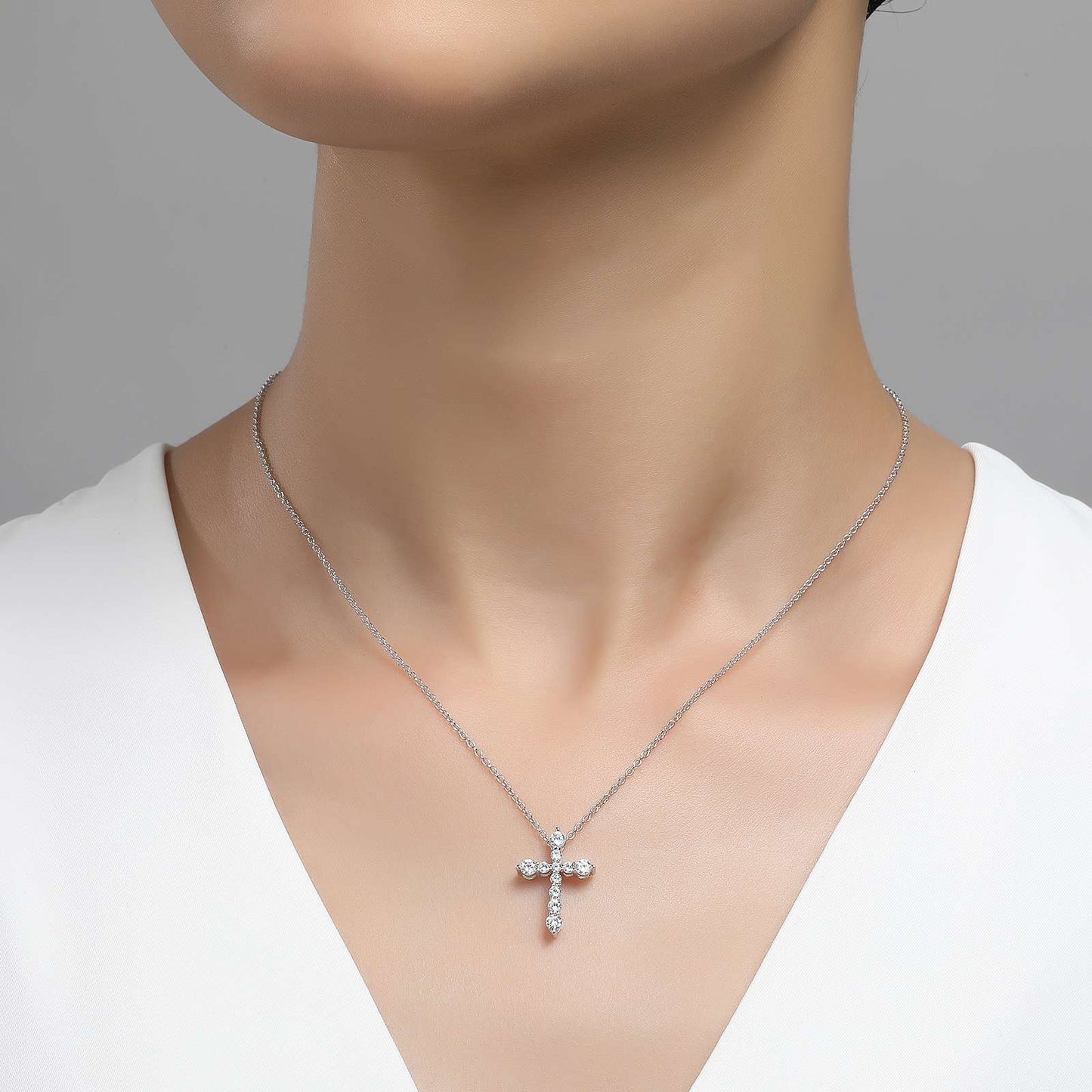 Cross Pendant Necklace | Lafonn | Luby 