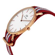 Classic Exeter Watch (Red/Rose-Gold) | Daniel Wellington | Luby 