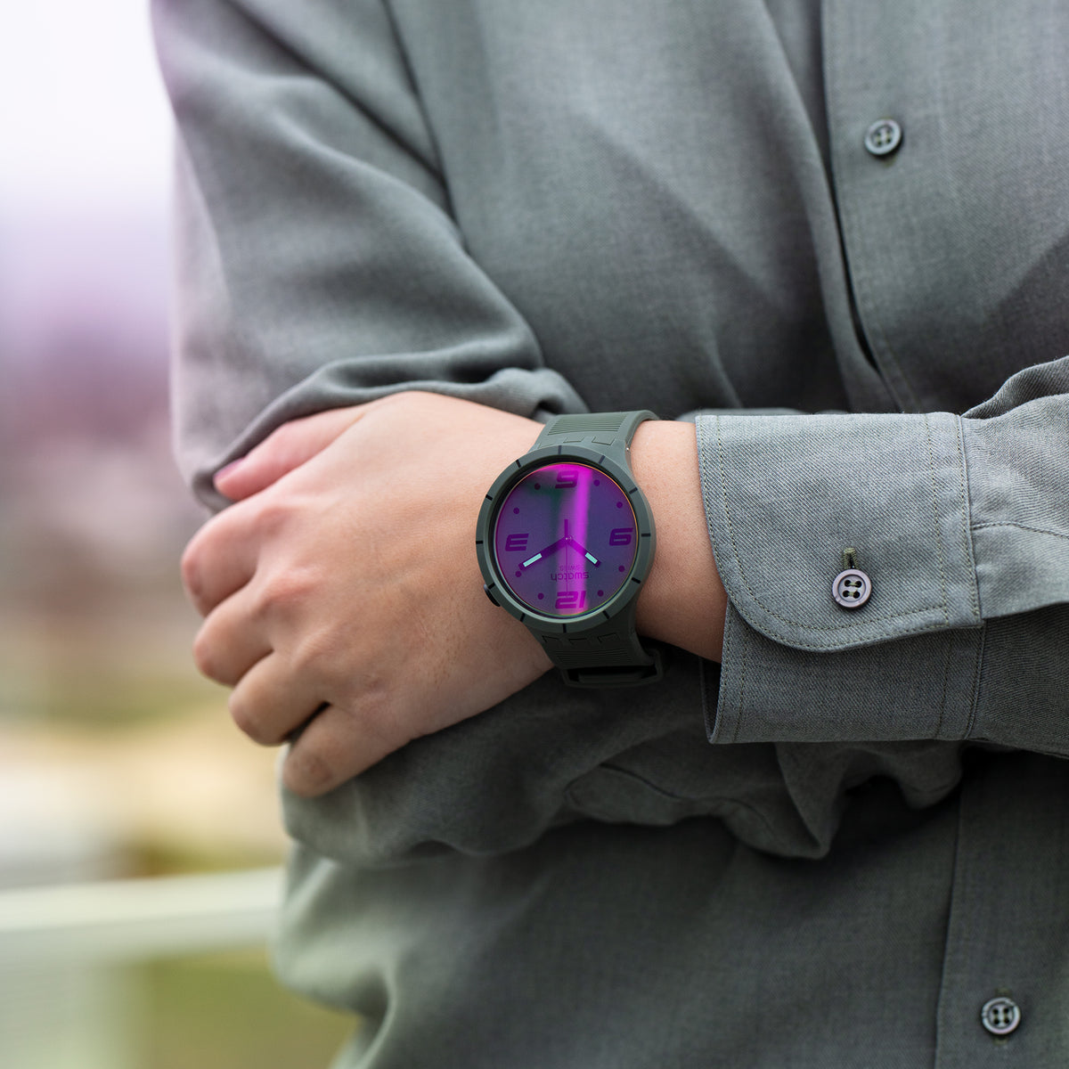 Futuristic Green | Swatch | Luby 