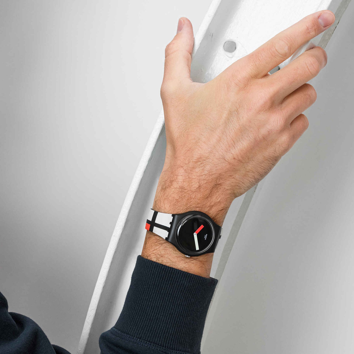 Red, Blue and White, by Piet Mondrian | Swatch | Luby 