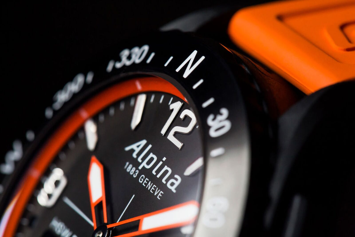 AlpinerX Smartwatch (Orange-Black) | Alpina | Luby 
