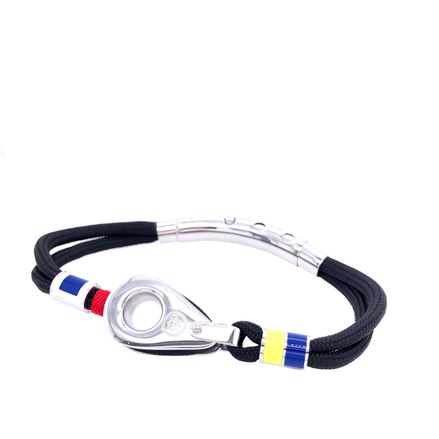 Pulsera de dijes de doble cordón negro con polea plateada y banderas náuticas (negro/plata)