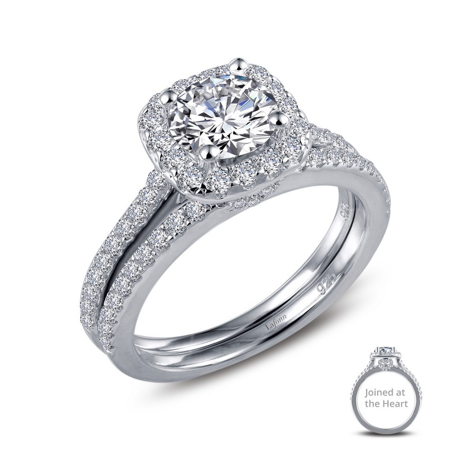 Se unió al conjunto de bodas Heart Asscher-Shaped