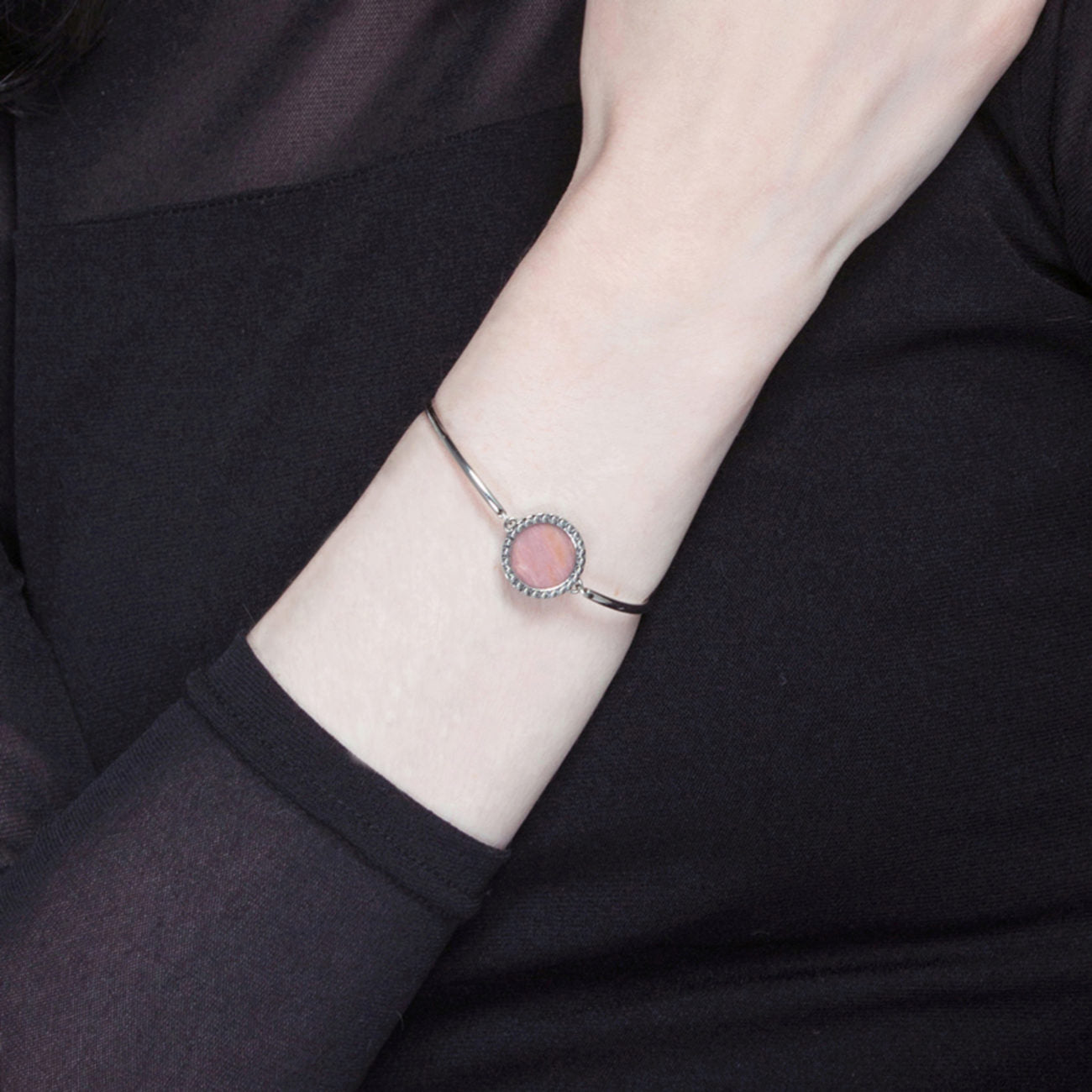 Rhodonite: Passion, Trust, Generosity | Brosway Italia | Luby 