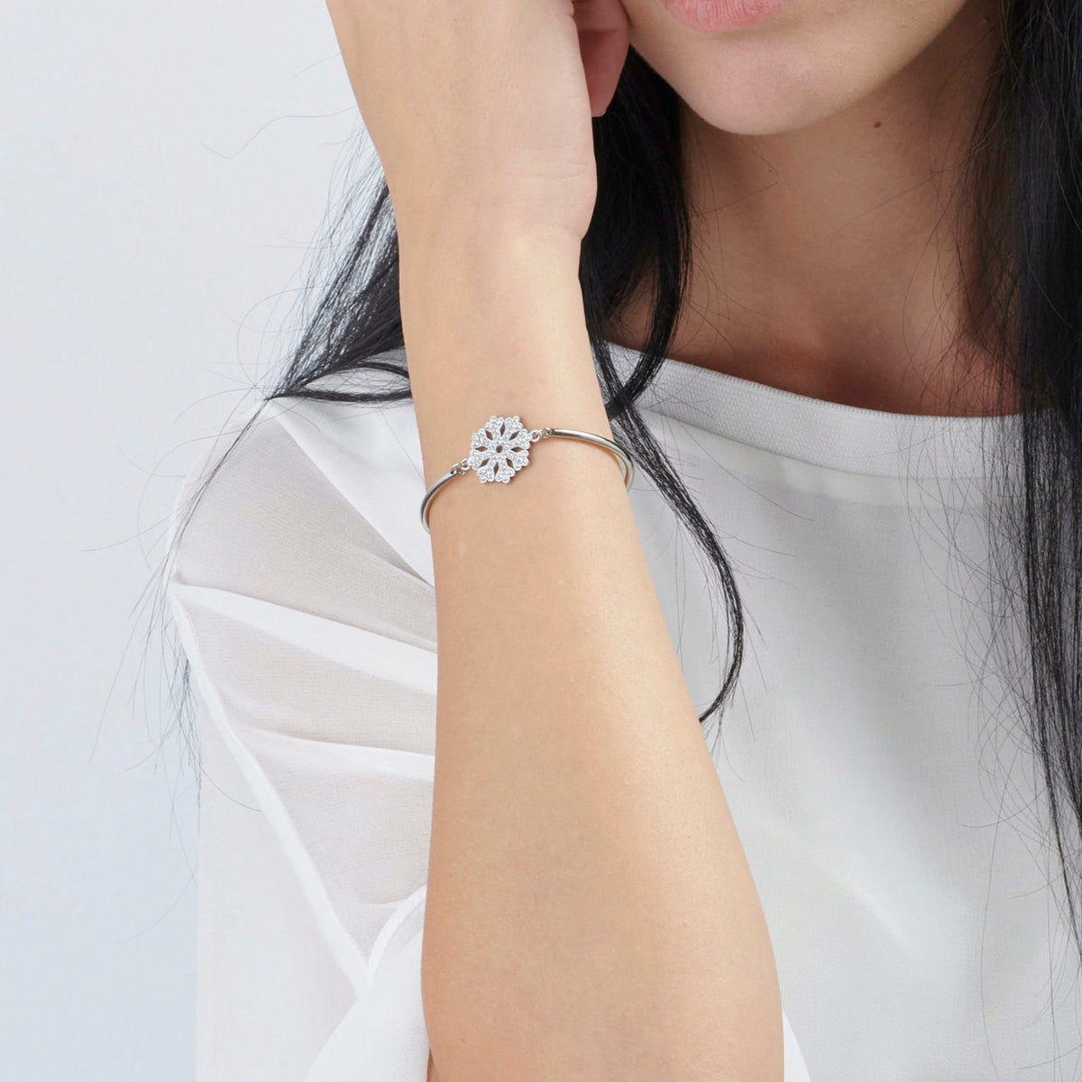 Chakra Snowflake Bracelet: Lightness of Being, Elegance, Delicacy | Brosway Italia | Luby 
