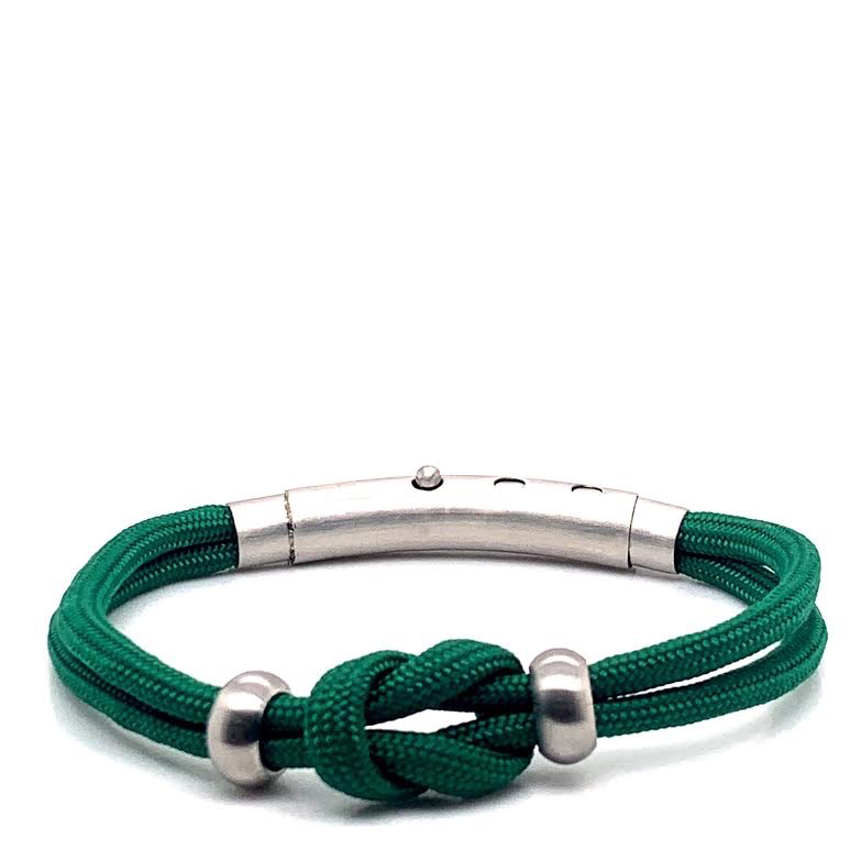 Pulsera Nudo Doble Cordón Verde con Cuentas Plateadas (Verde/Plata)