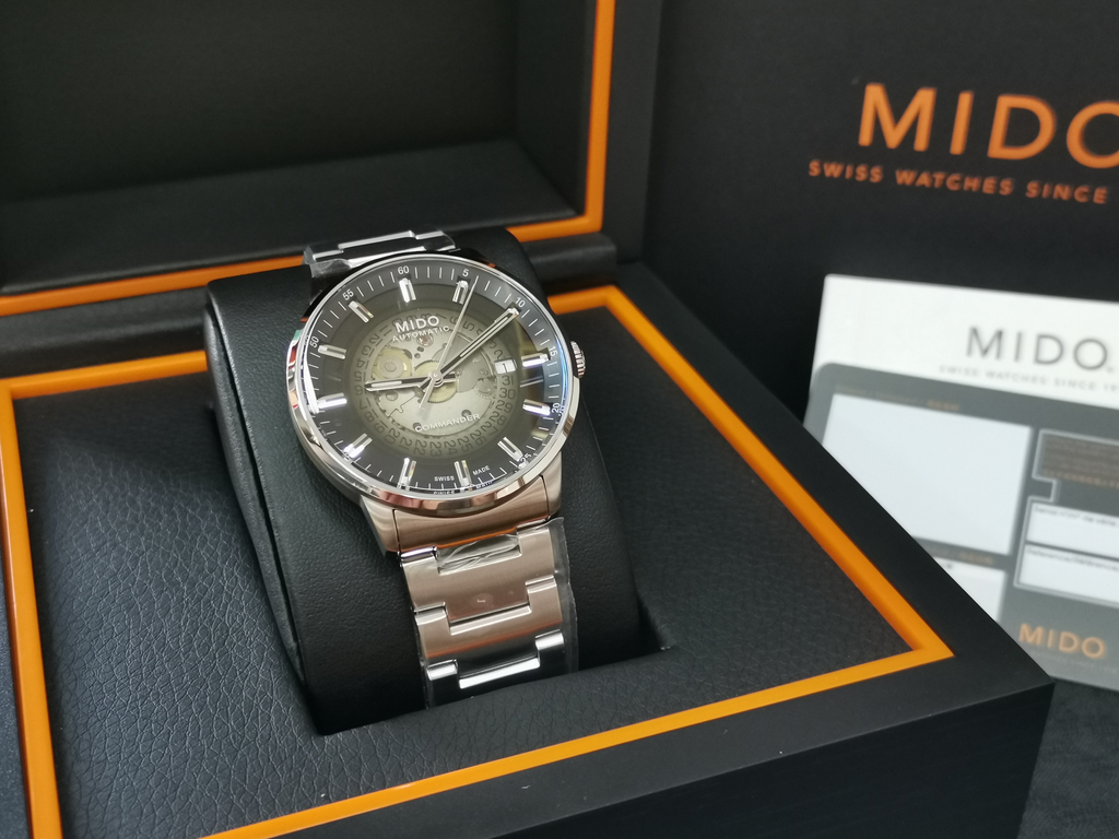 Commander Gradient Automatic Gent M021.407.11.411.00 | MIDO | Luby 
