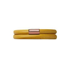 Brazalete de cuero amarillo con doble vuelta (oro rosa/amarillo)