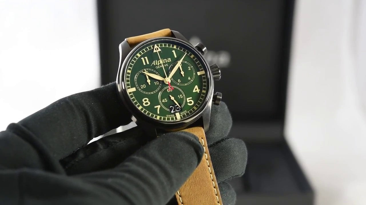Startimer Pilot Chronograph Big Date (Green) | Alpina | Luby 