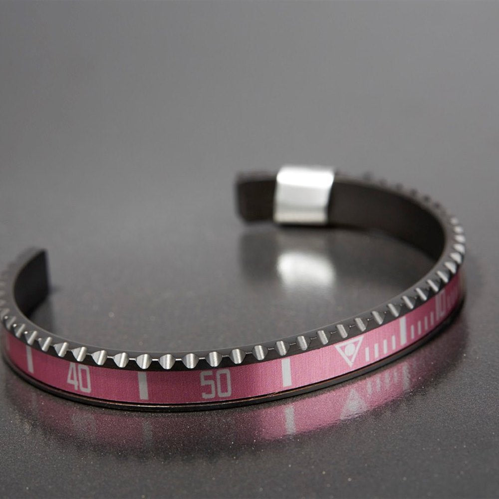 Speedometer Official Classic Steel Bangle Bracelet (Silver/Pink) | Speedometer | Luby 