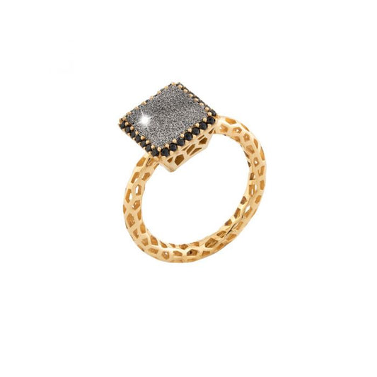 Jolie Ring in Perforated Silver with a Square Coated with diamond Dust and a Frame of Black Stone | Rebecca | Luby 