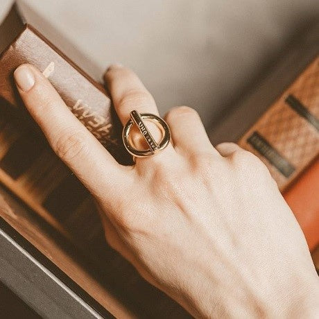 ON/OFF | Uno de 50 | Luby 