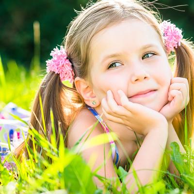 MOTHER OF PEARL FLOWER / HEART EARRINGS | Children Collection | Luby 